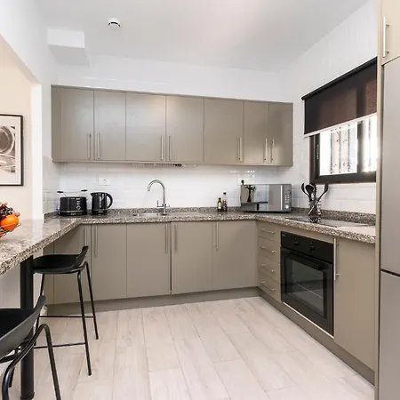 Luxury 2 Bedroom Cristianos Appartement *