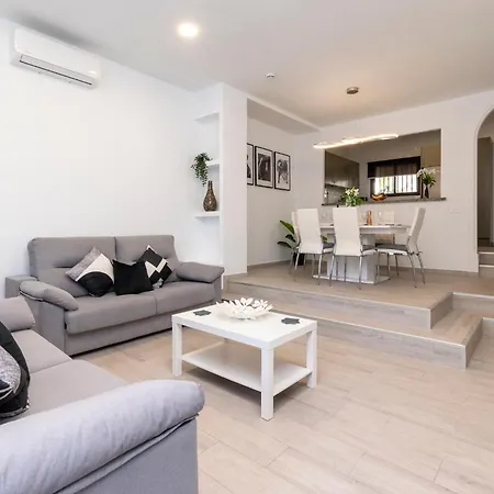 Luxury 2 Bedroom Cristianos Los Cristianos (Tenerife)