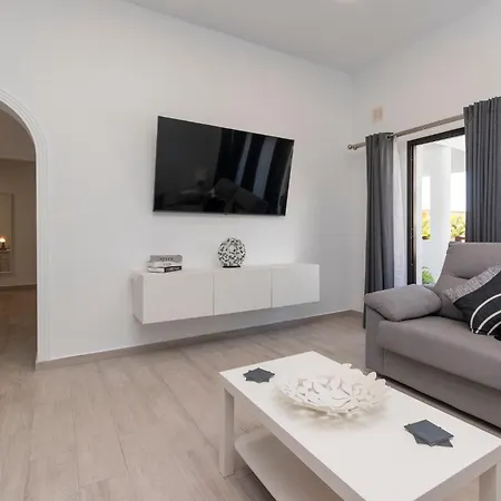 Luxury 2 Bedroom Cristianos Appartement Los Cristianos (Tenerife)