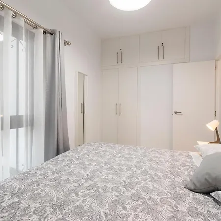 Luxury 2 Bedroom Cristianos *