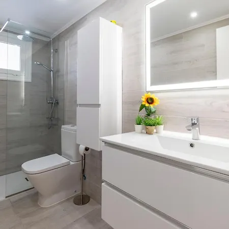 Luxury 2 Bedroom Cristianos *